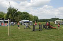 De camping is rustig gelegen aan de rand van de bebouwde kom in het buiten-gebied van Schijndel, in kerkdorp Wijbosch.