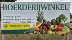 Boerderijwinkel en Terras Rasing America