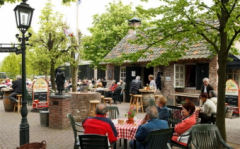 Als rustpunt van uw wandeling, fietstocht of toertocht.