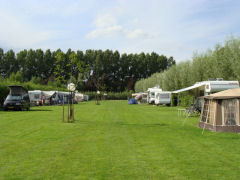 Minicamping ’t Skônste Plekske is een mooie, rustige minicamping met 20 ruime plaatsen in het buitengebied van Schijndel (Noord-Brabant).