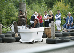 Kanoboerderij de Reusel Badkuip- en WC-racen