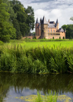 Voor kinderen uit de groepen 5, 6 en 7 van de basisschool is een uitdagend lespakket samengesteld.