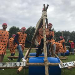 Reis terug in de tijd de Flintstone Challenge!