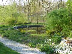 Een grote ecologische tuin ter inspiratie voor samenwerking met natuur in eigen tuin of om gewoon te genieten van de vele planten en dieren.