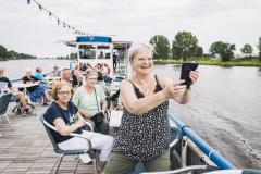 Bent u met een kleine groep of gewoon gezellig met z'n tweeën, ook dan heeft u de mogelijkheid met ons mee te varen op een dagtocht.