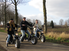 Ontdek nu het prachtige Brabant met onze e-choppers. Geniet van het prachtige buitengebied, de gezellige terrasjes en nog veel meer!