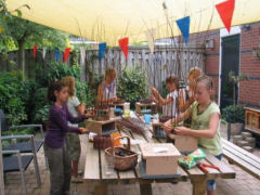 Samen iets maken op je kinderfeest, iets leukers is er toch niet!